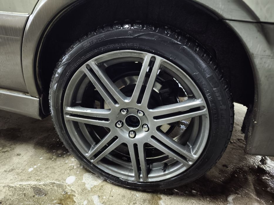 Продам диски с резиной r 18