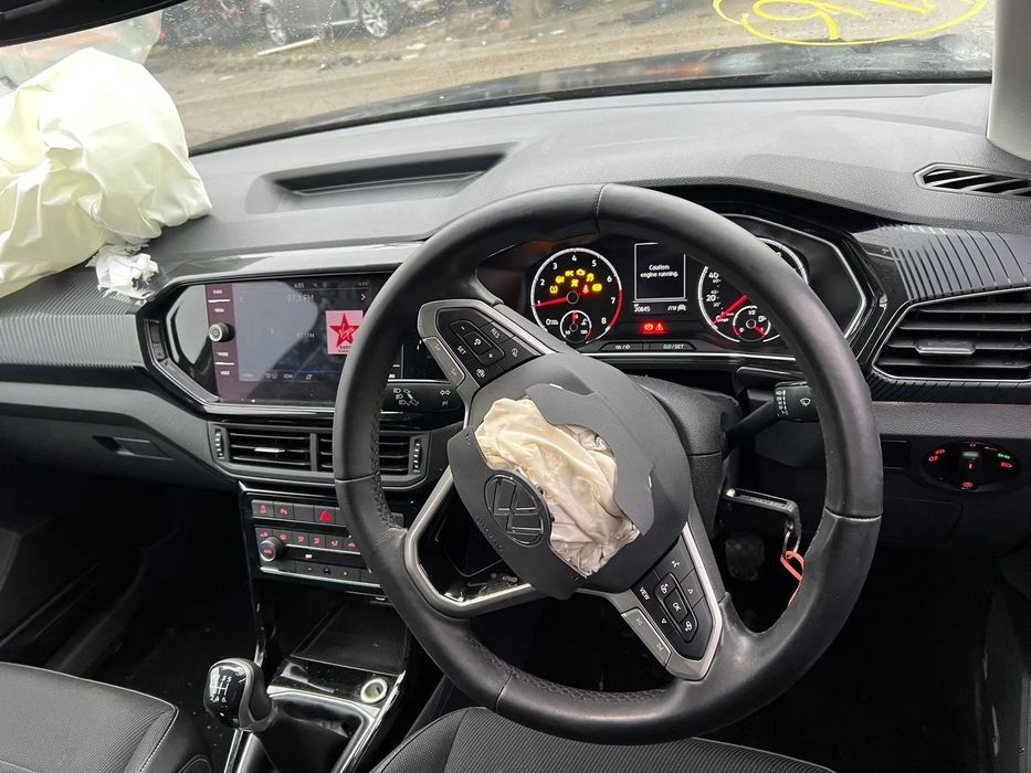 Dezmembrez / Dezmembrari / Piese Volkswagen T-Cross 2021