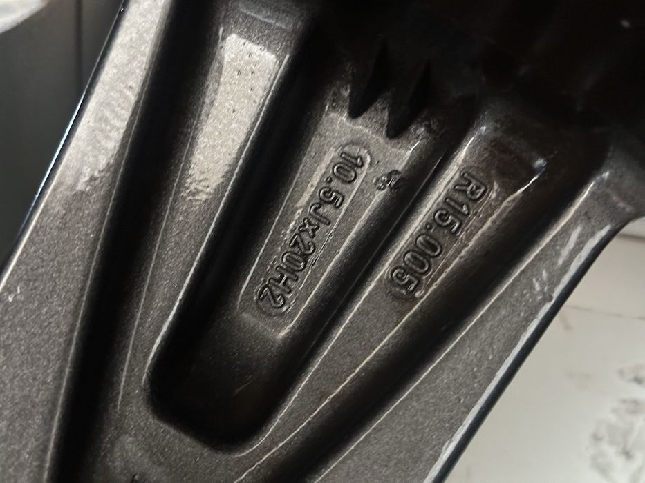 Porshe джанти  5x130 -10.5 j -9j -et52-et50
