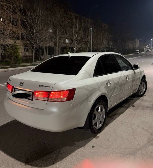 Hyundai Sonata Sotiladi