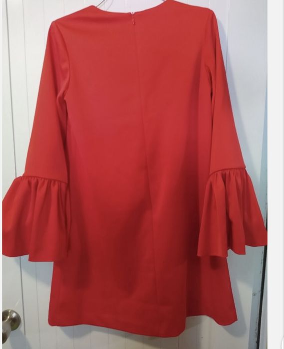 Червена рокля H&M