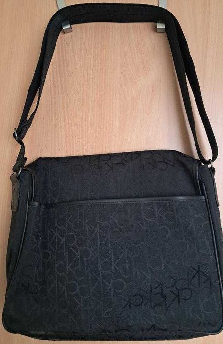 Geantă laptop Calvin Klein, nouă