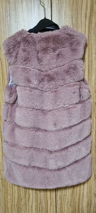 Розов пухен елек / Космест елек