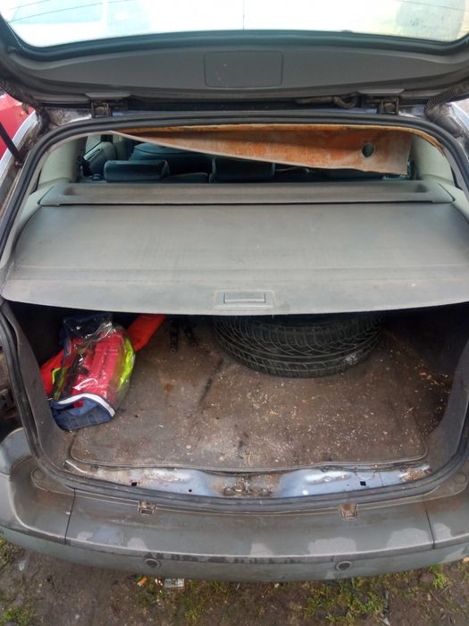 Рено Лагуна 2 на части 1.8 бензин/газ