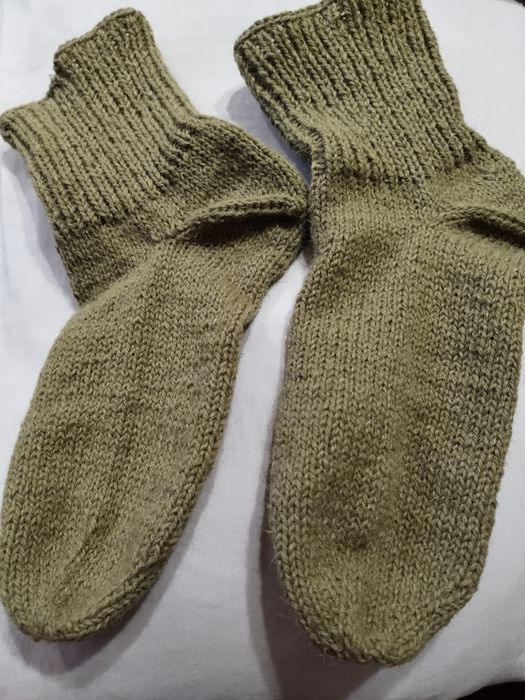 Вълнени чорапи и вълнени терлички