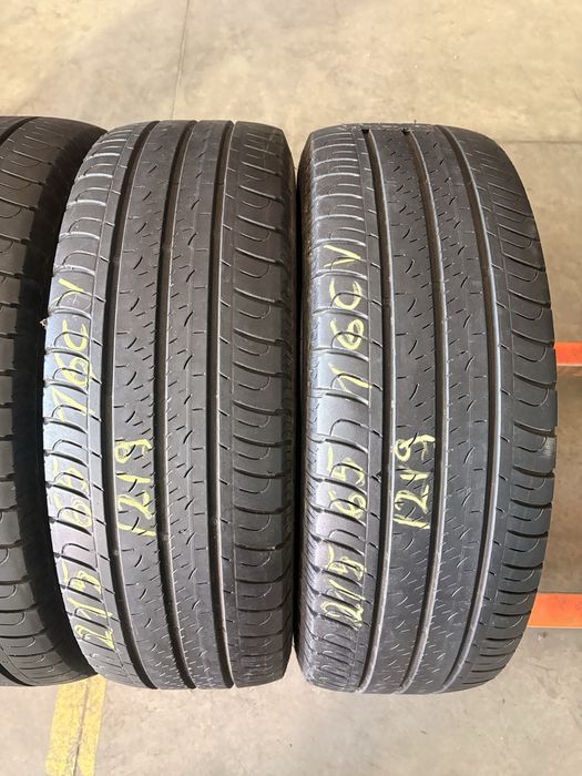 Anvelope vara 215/65/16C GoodYear Efficient Grip Cargo 215 65 16 C