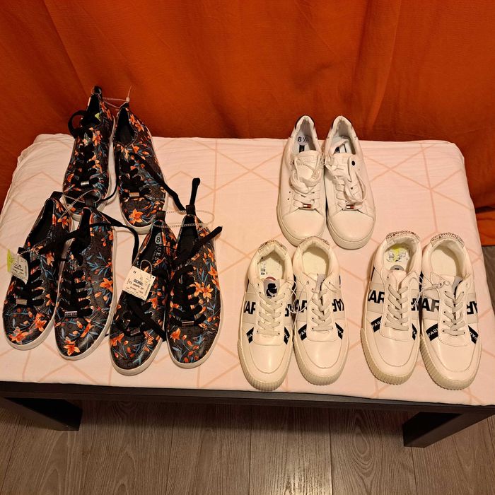 Teneși Guess cu siret