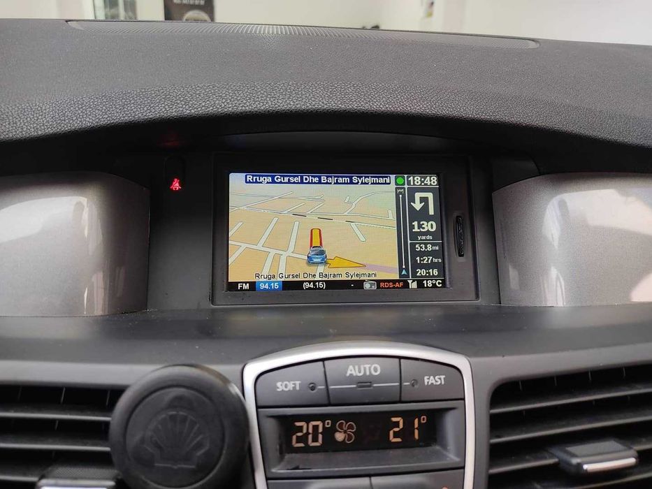 Card cu hărțile de navigatie pentru sistemul Renault TomTom LIVE