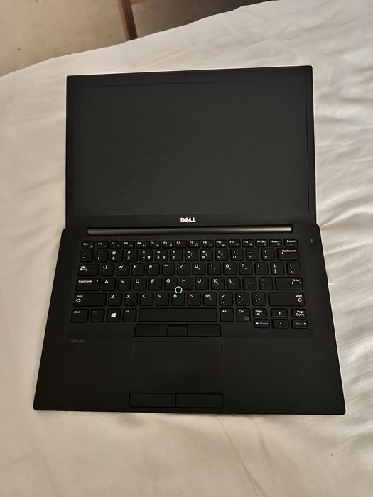 Dell 7480 procesor i5 32 g ram