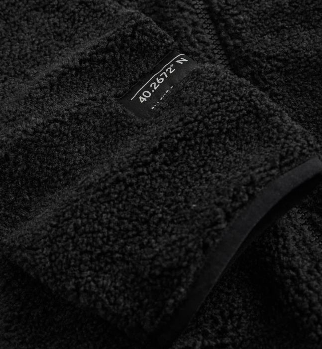 Нов дебел поларен суитчер на Next