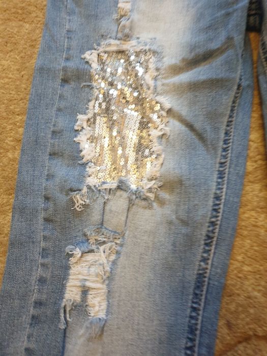 Blugi elastici (38-40)