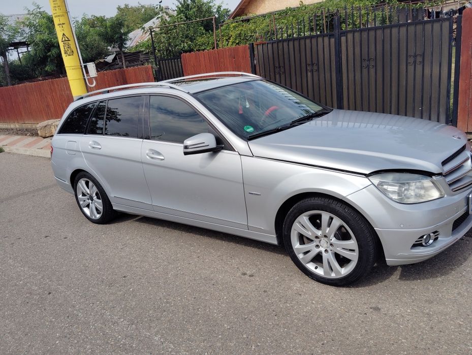 Mercedes Benz C220