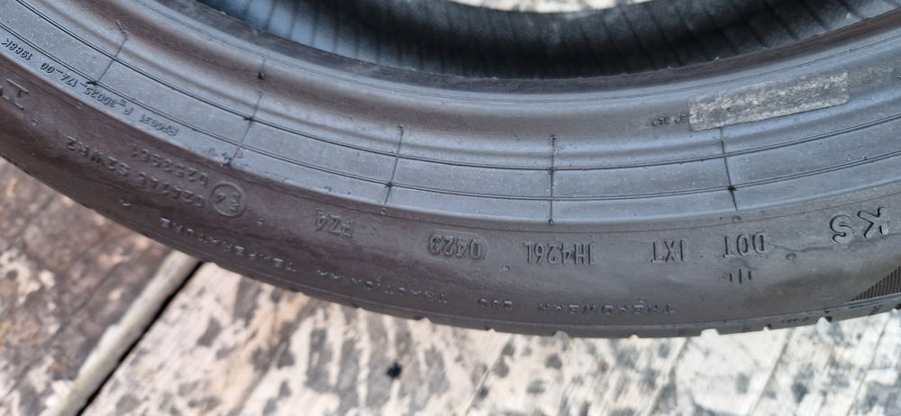 2 Anvelope Pirelli 255 40 R20 de vara . Dot 2023
