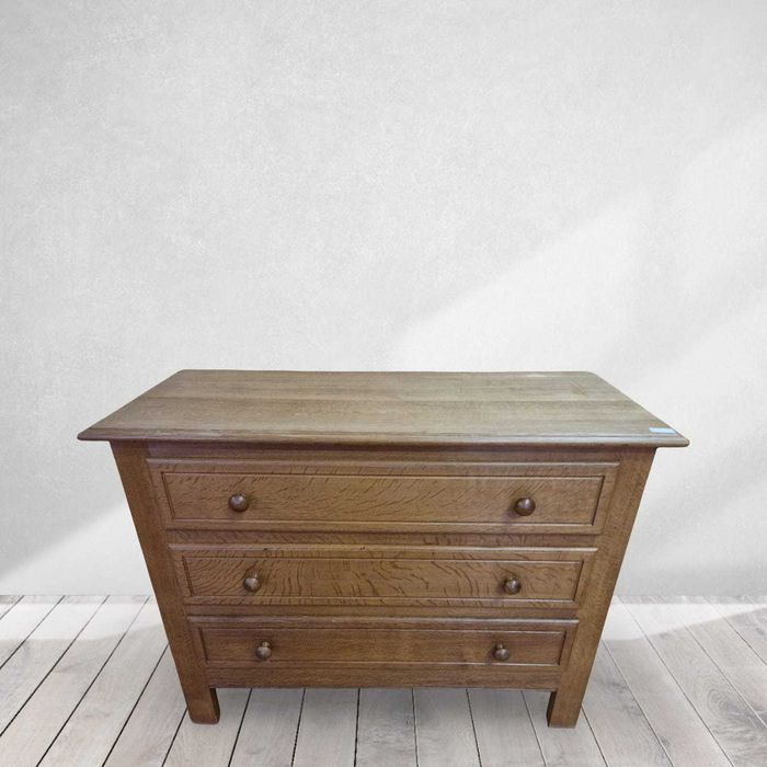Скрин комод от дъбов масив с три чекмеджета