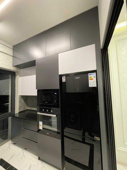 Владелец! Новостройка 2х-комнатная, Центр. ЖК"Лабзак".