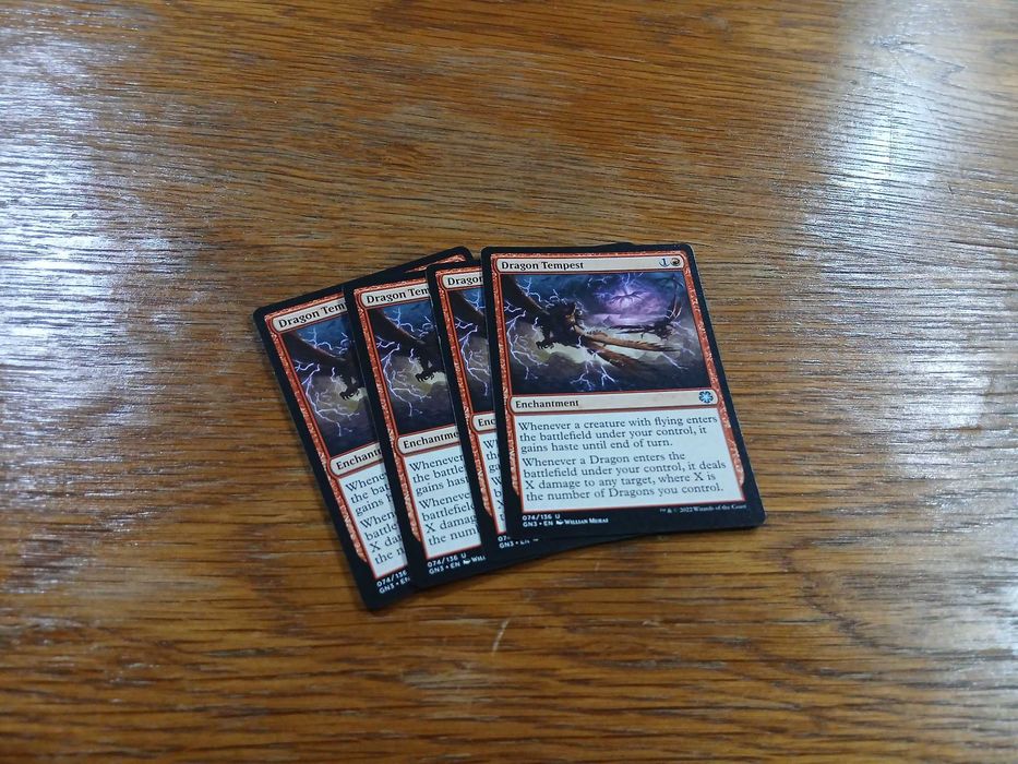 set 4 carti joc Dragon Tempest (GN3) pt Magic The Gathering