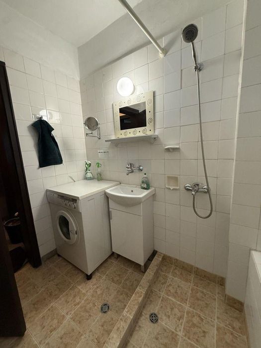 Дава се под наем Тристаен апартамент в София, Гео Милев - 92 кв.м за 727.77 € - Снимка #10
