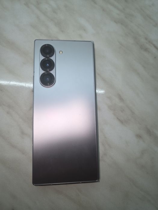 Samsung z fold 6