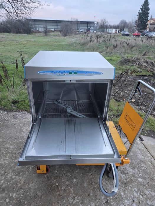 Нова! Съдомиялна машина с дренажна помпа