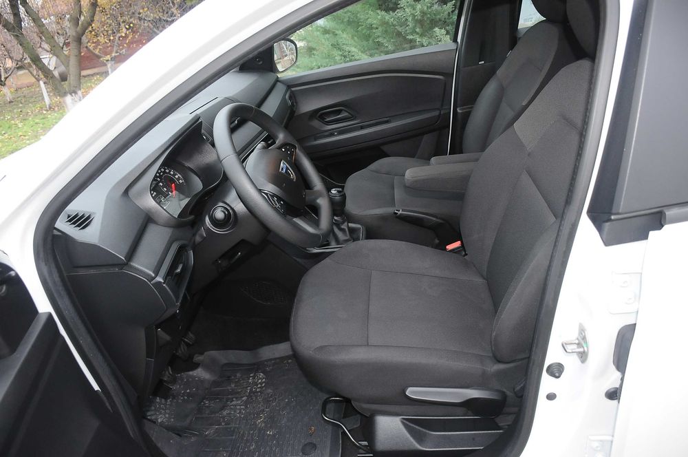 DACIA Logan 11.2022 1.0i+GPL 91 CP E6 6 trepte AC LED // 39.000 km