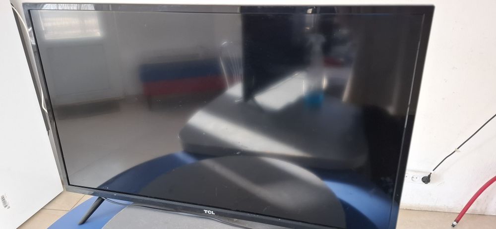 Продам телевизор