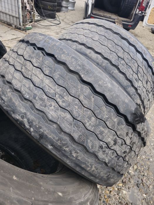Anvelope 385 55 R 22.5. Bridgestone.
