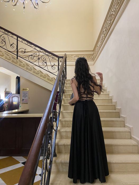 вечернее черное платье