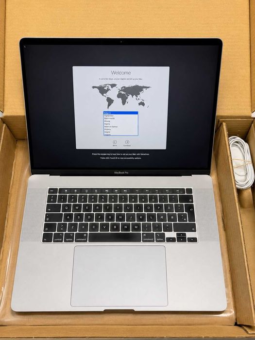Apple MacBook Pro i9 64GB RAM/1TB SSD