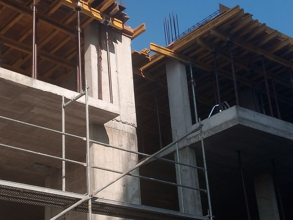 Тристаен апартамент в Люлин 6