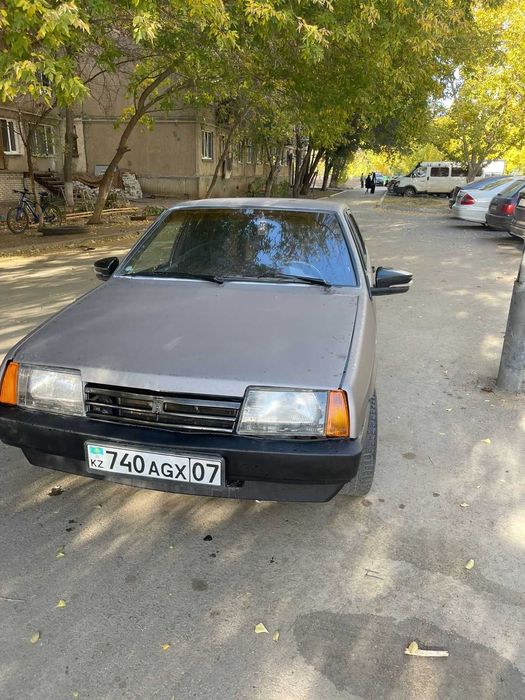 В продаже ваз 21099.