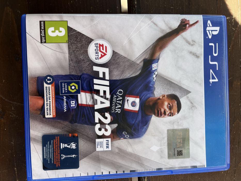 Игри за PS4 FIFA 22/PES2017