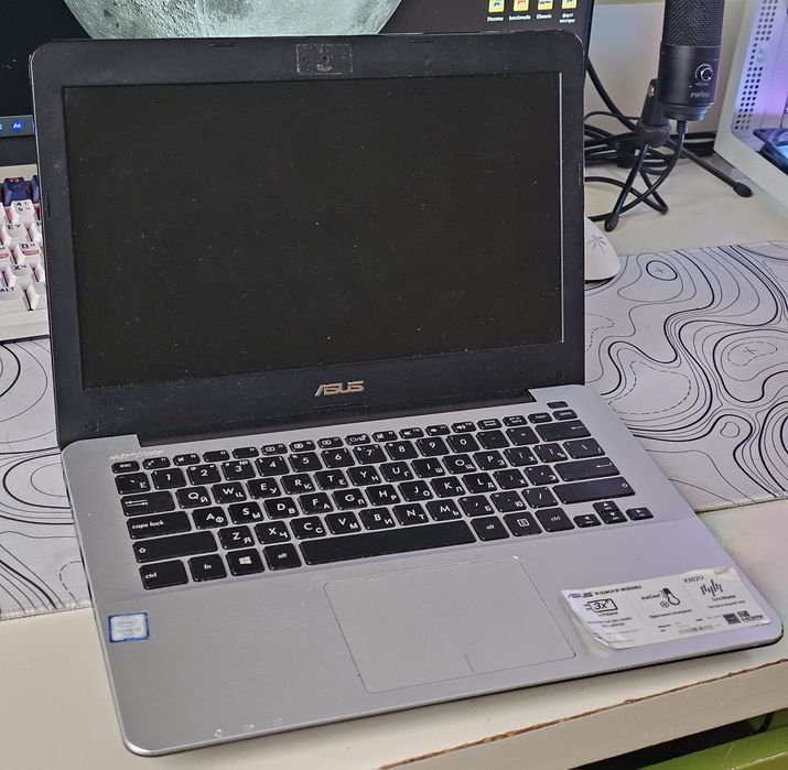 Ноутбук Asus X302U