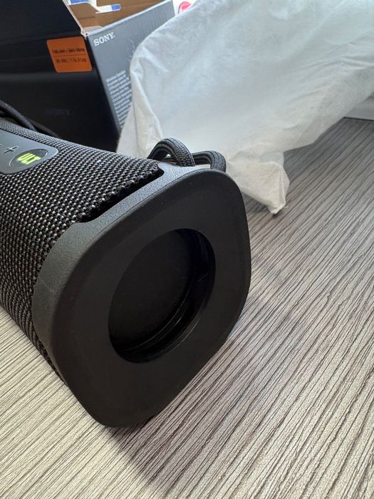 Нова! Bluetooth тонколона Sony