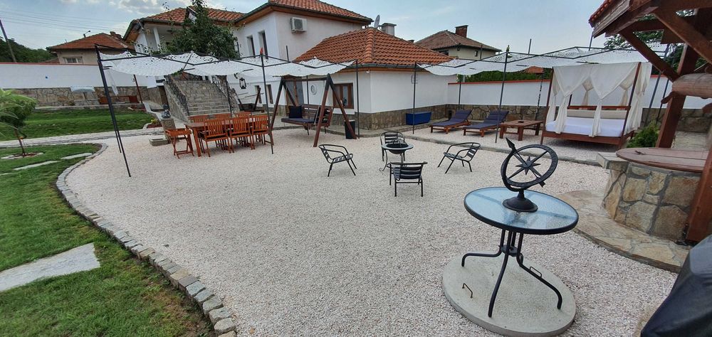 Дава се под наем Къща в с. Бисер, Област Хасково - 100 кв.м за 510 € - Снимка #1