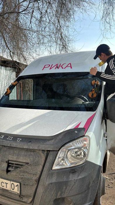 Установка лобового ремонт сколов рестоврация лобового Замена автостекл