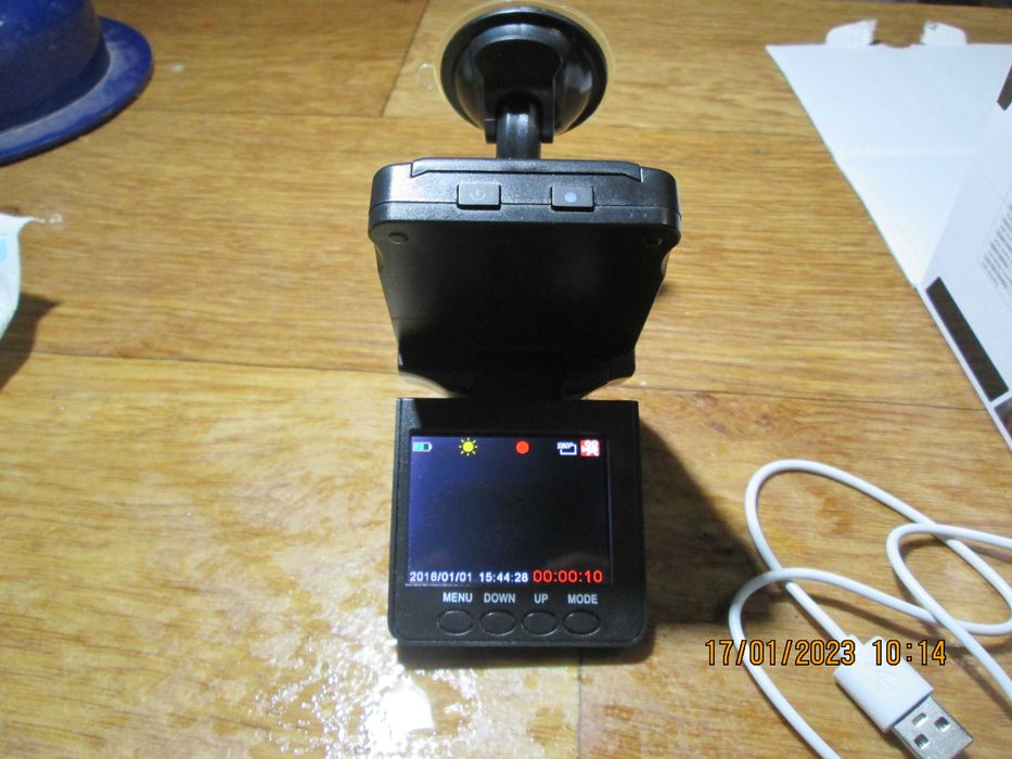 видеорегистратор за автомобил - 2 броя