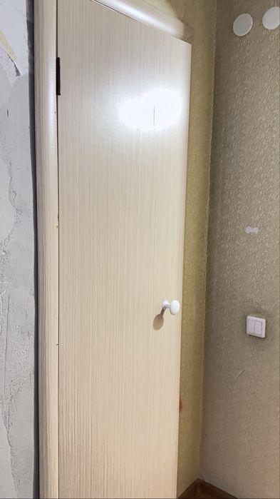 Продам двери межкомнатные