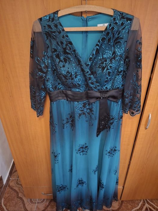 Vand Rochie de seara