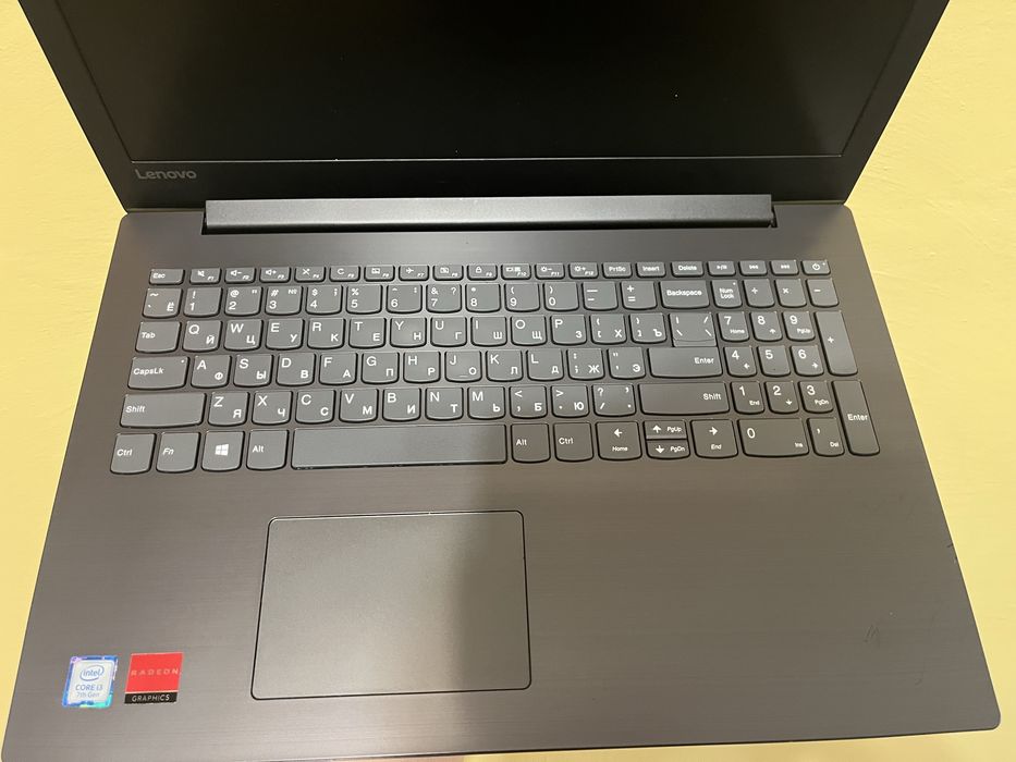 Ноутбук леново..