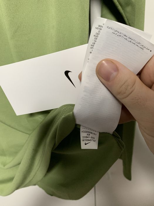 De vanzare bluza nike dri-fit de damă