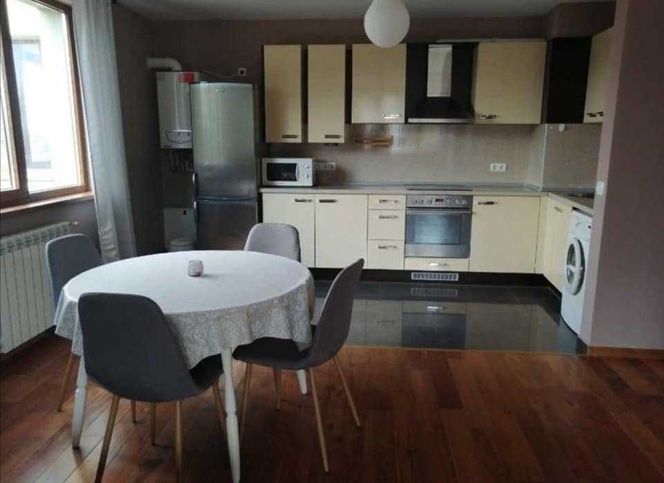 Дава се под наем Двустаен апартамент в София, Обеля - 75 кв.м за 331.5 € - Снимка #1