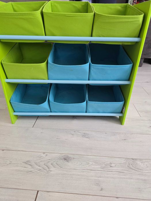 Органайзер за играчки с кутии