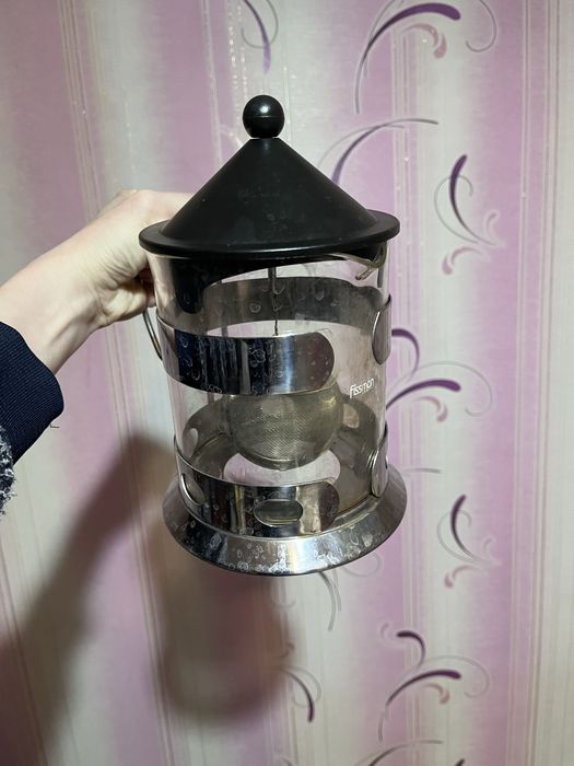 Чайник Fissman большой обьем с ситечком