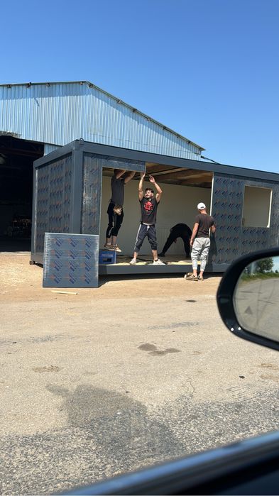 Containere modulare noi.