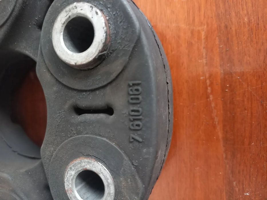 Flansa Cardan Harding Bmw F10 F11 F30 F31 F32 F34 F36 F20 F21 F22 Etc. Cod   - Dezmembrari Arad