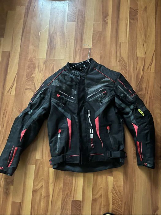 Vand geaca moto