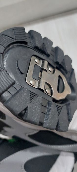 Новые зимние ботинки 33р