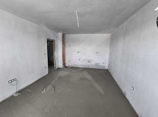 Продава се Двустаен апартамент в Пловдив, Христо Смирненски - 71 кв.м за 1285 €/кв.м - Снимка #1