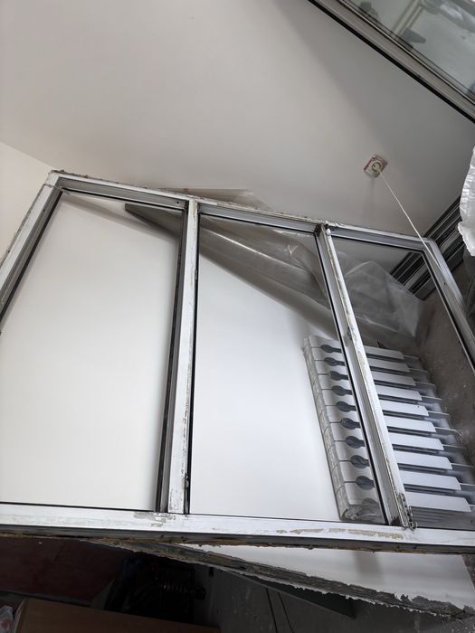 Продам пластиковое окно