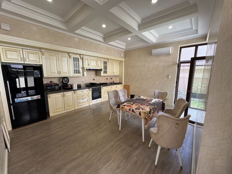 Яккасарай  Евродом  Ракат Боши ,  Бог Сарой